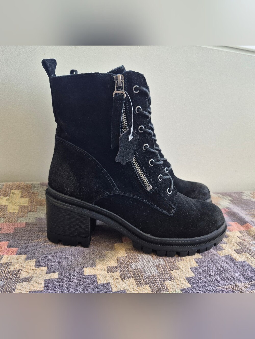 Wild Diva Leather Suede Lace Up Heeled Boots Black Size 7.5